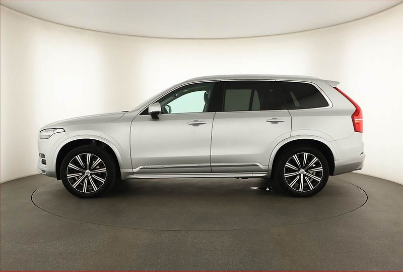 Volvo XC90 (2019) D5 AWD, DPH, Harman/Cardon - fotka 3 z 18