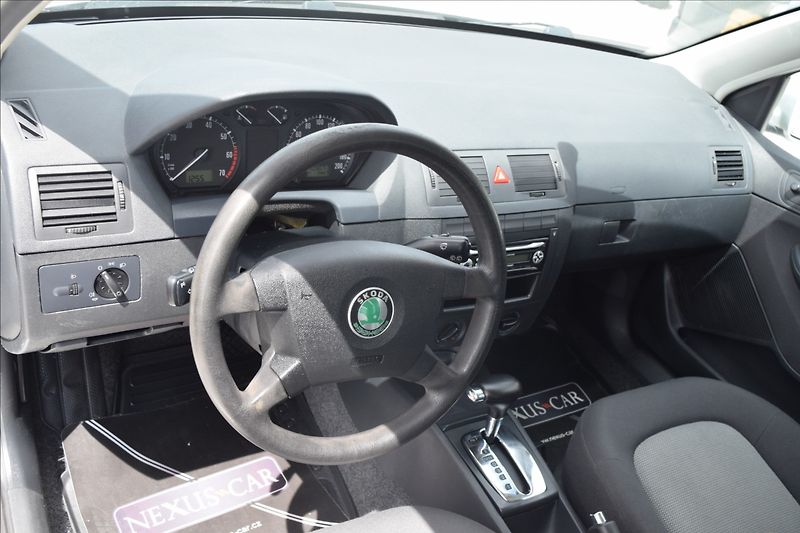 Škoda Fabia 1,4 i 55KW NOVÁ STK AUTOMAT - fotka 16 z 44
