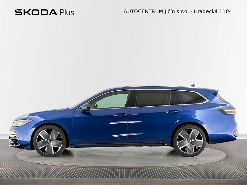 Volkswagen Passat (2026) R-Line 2.0 TDI 142kW 4Motion D - fotka 3 z 44