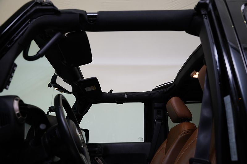Jeep Wrangler - fotka 12 z 28
