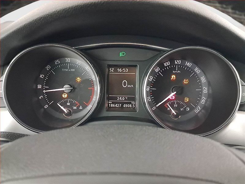 Škoda Superb (2010) Elegance 2.0 TDI, Navi, Xenony - fotka 11 z 23