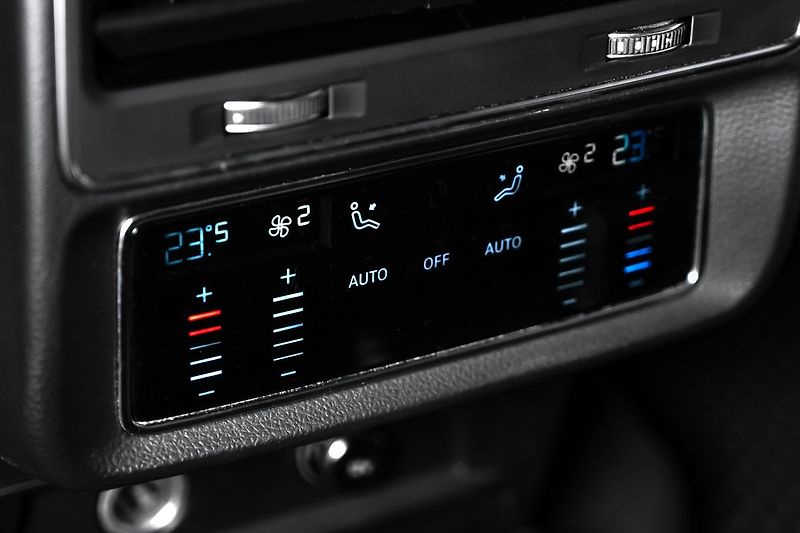 Audi Q7 50TDI Q S-line LED B&O - fotka 18 z 24