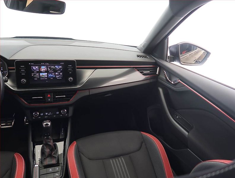 Škoda Kamiq (2021) Monte Carlo 1.0 TSI - fotka 8 z 28