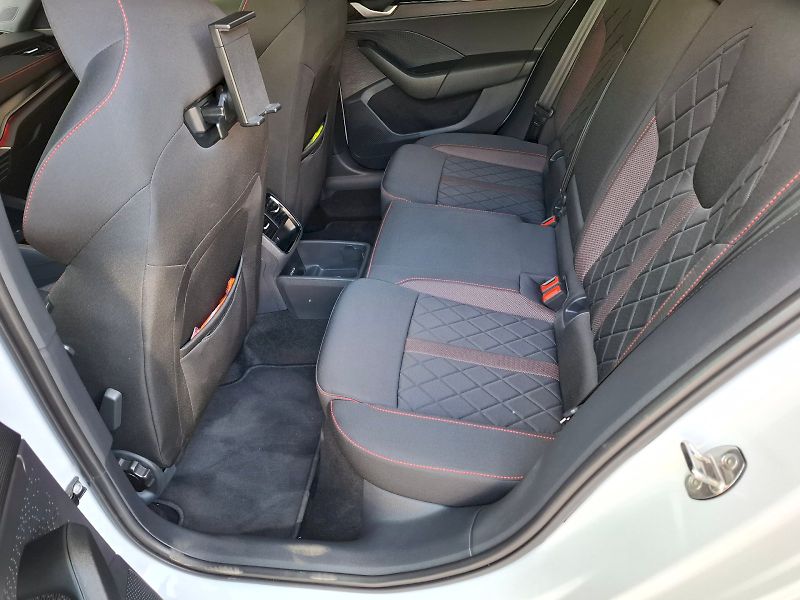 Škoda Octavia (2025) combi RS 2,0 TSI 195 KW 7-STUP - fotka 12 z 43