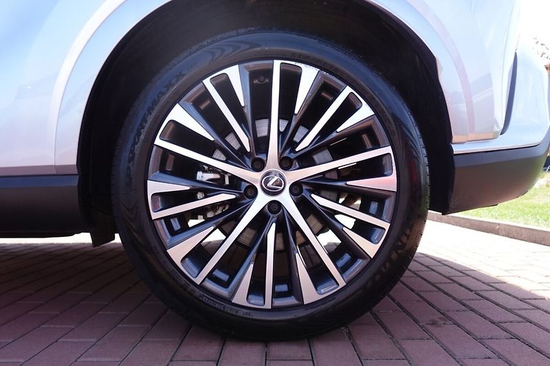 Lexus RX 350h RX350h Executive - fotka 9 z 37
