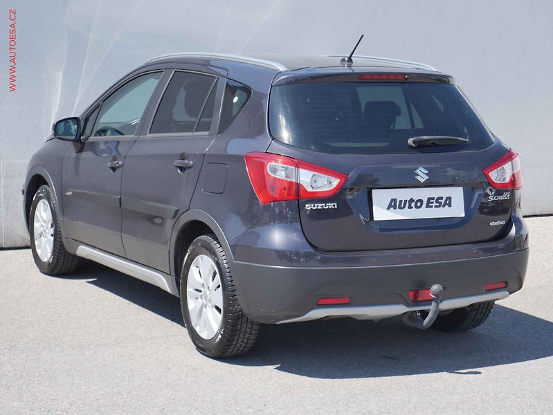 Suzuki S-Cross (2014) 1.6 VVT 4x4, Premium - fotka 6 z 15