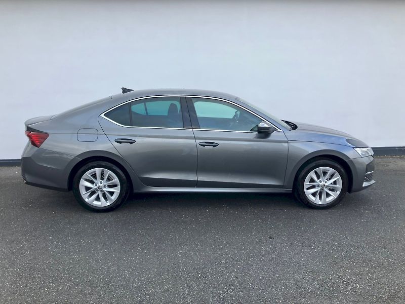 Škoda Octavia (2024) TOP SELEC TD 110/2.0 A7F - fotka 27 z 32