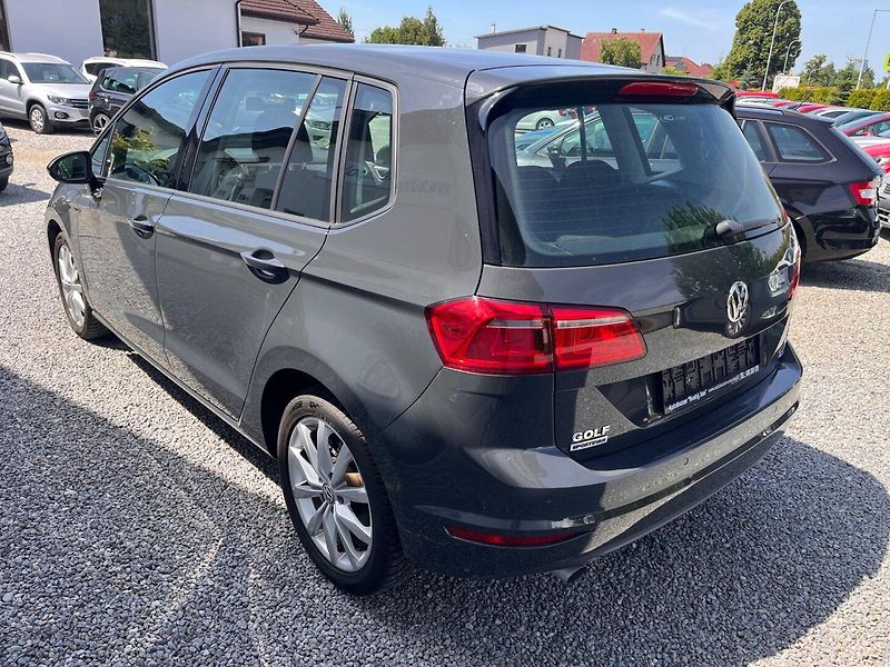 Volkswagen Golf Sportsvan (2014) 1.2 TSI  DSG 81kw - fotka 4 z 26