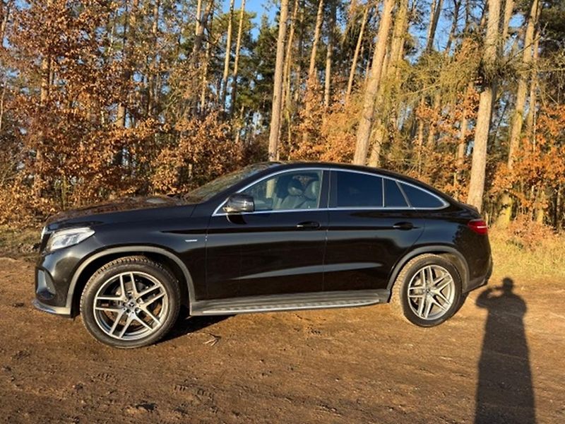 Mercedes-Benz GLE 350d 4MATIC,AMG PAKET,CZ - fotka 3 z 46