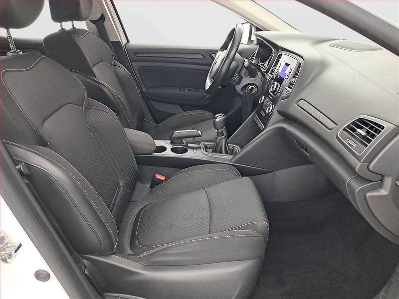 Renault Mégane (2018) 1.6 SCe, Serv.kniha, Tempomat - fotka 9 z 16
