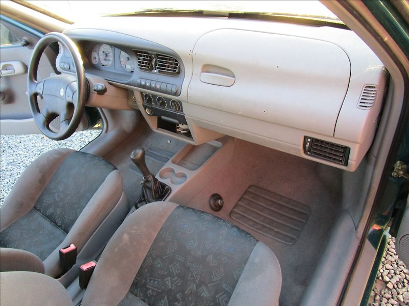 Škoda Felicia 1.3 LXi, EKO uhrazeno! - fotka 15 z 36