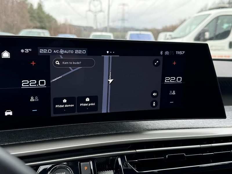 Peugeot 5008 ALLURE Hybrid 136 e-DCS6  - fotka 13 z 15