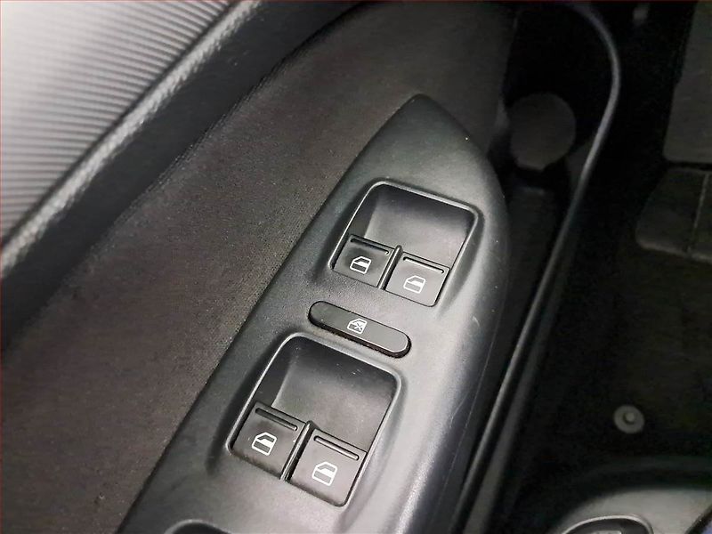 Škoda Octavia (2012) Elegance 1.6 TDI, Tempomat - fotka 14 z 14