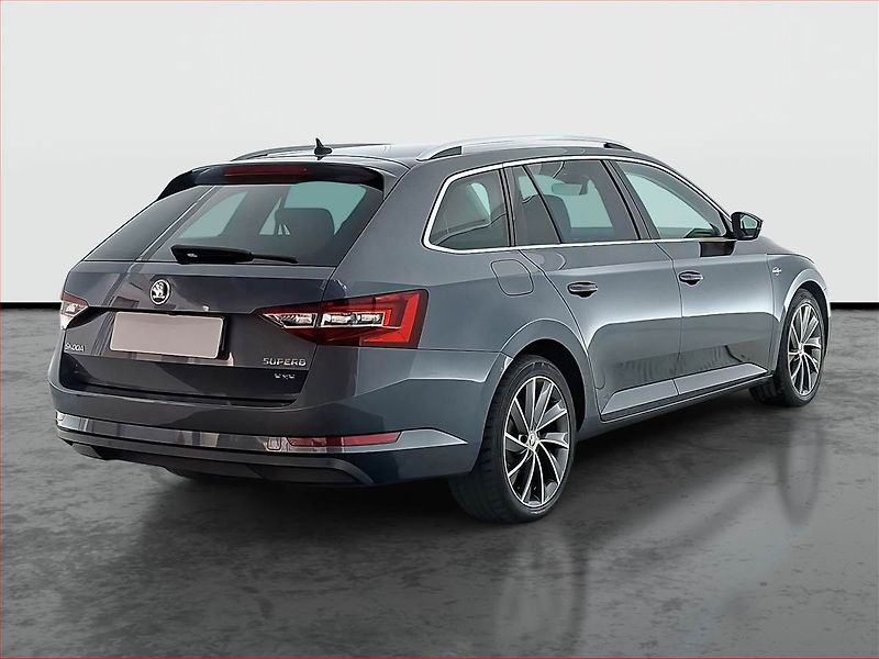 Škoda Superb (2016) Laurin&Klement 2.0 TDI, 4X4 - fotka 5 z 25