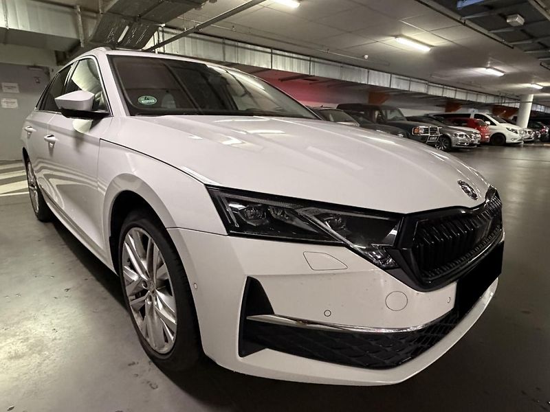 Škoda Octavia (2024) 1.5TSi Exclusive Selection - fotka 4 z 18