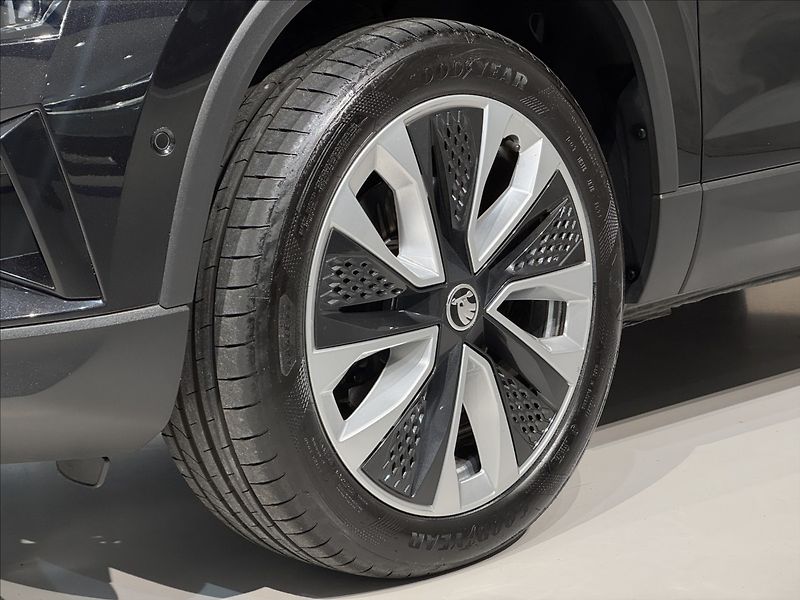 Škoda Karoq 1,5 TSi  Style Virtual Kessy M - fotka 6 z 47