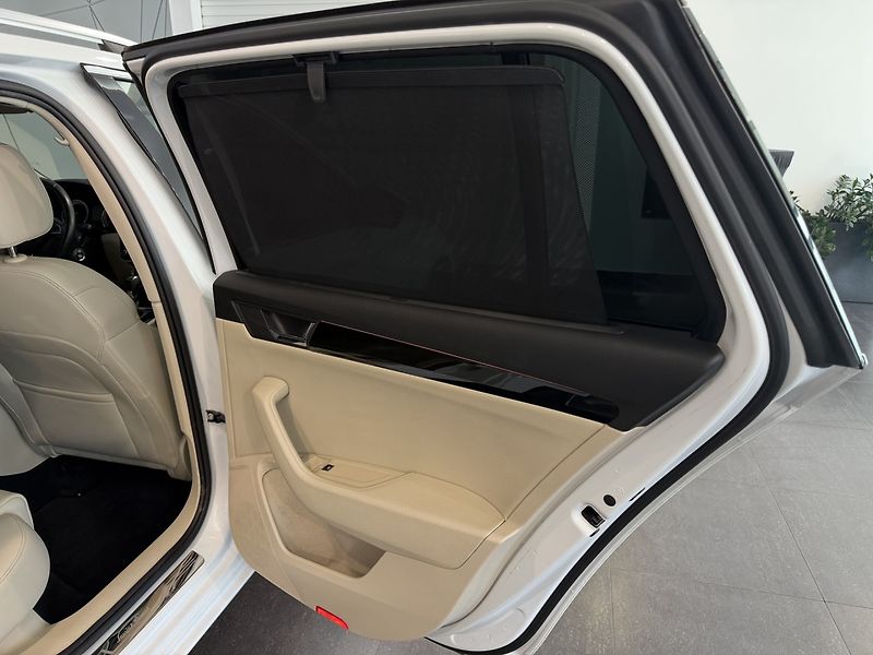 Škoda Superb kombi 2.0TDI 140kW 4x4 L&K - fotka 26 z 28