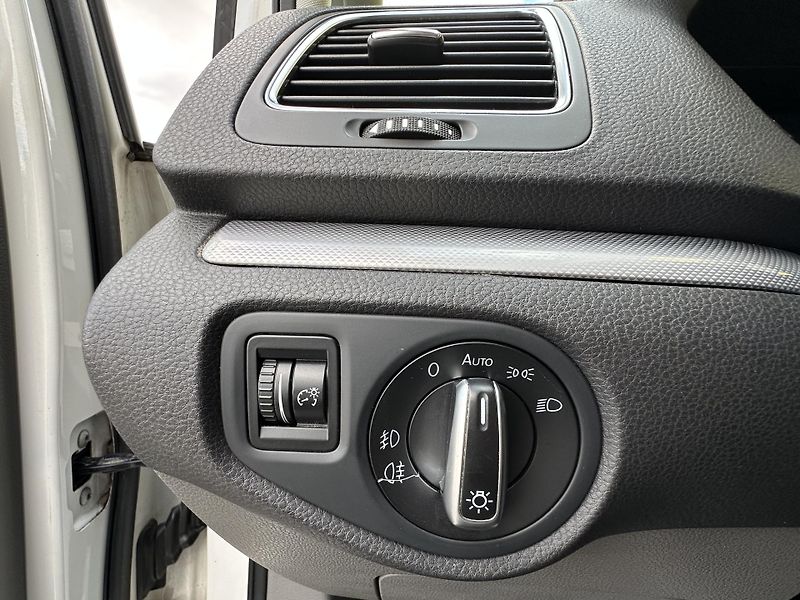 Volkswagen Sharan (2010) DSG 2.0TDI/125kW*5.Míst*1.Maj. - fotka 9 z 38