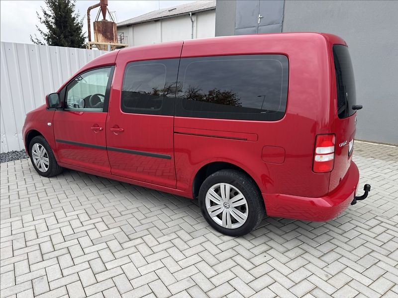 Volkswagen Caddy 1,6 TDI MAXI 7míst Webasto - fotka 11 z 50