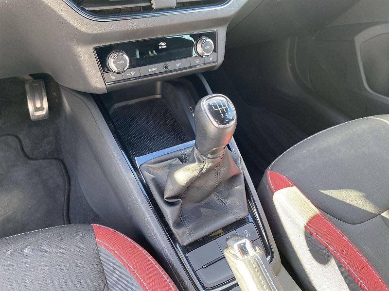 Škoda Kamiq (2022) 1.0 TSI Monte Carlo - fotka 23 z 30