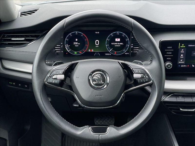 Škoda Octavia 2,0 TDI DSG Ambition Plus LED - fotka 8 z 23
