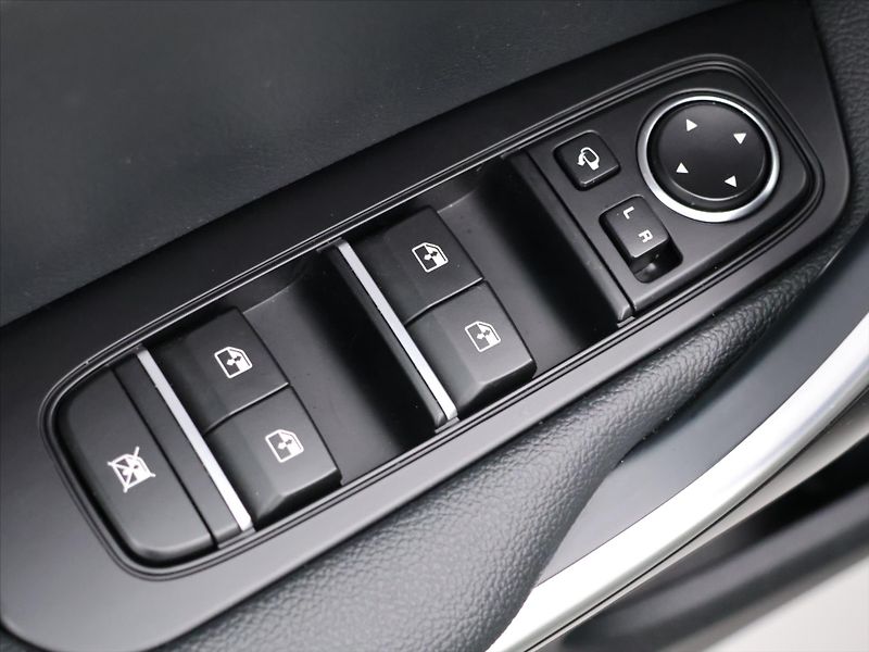 Kia XCeed 1,5 T-GDI 117kW Exclusive DPH - fotka 15 z 34