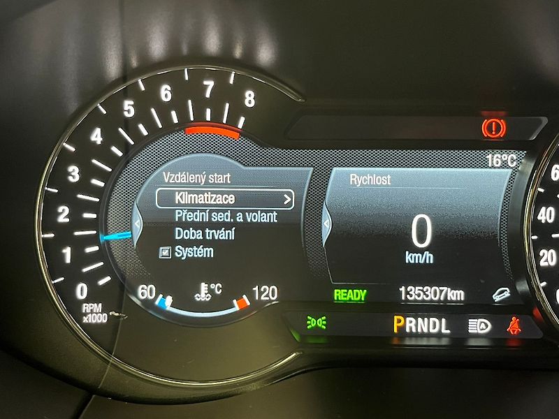 Ford S-MAX 2,5 HEV Titanium 7míst - fotka 57 z 70