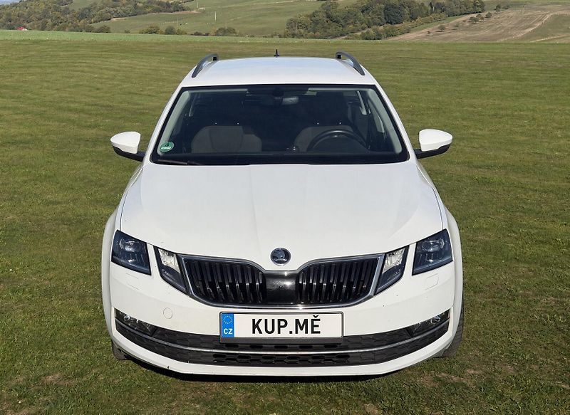 Škoda Octavia (2018) Octavia III - fotka 7 z 17