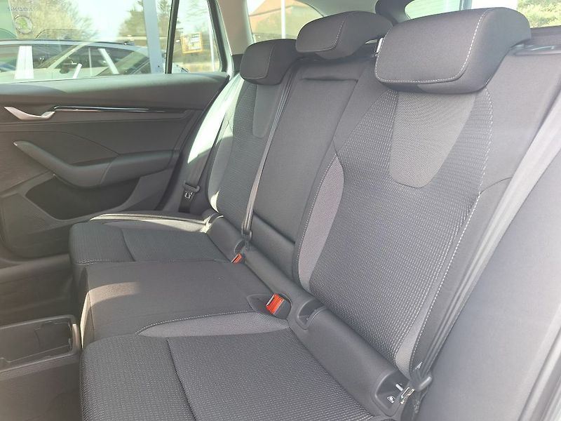 Škoda Octavia 130LET 2,0TDI 85kW - fotka 8 z 11