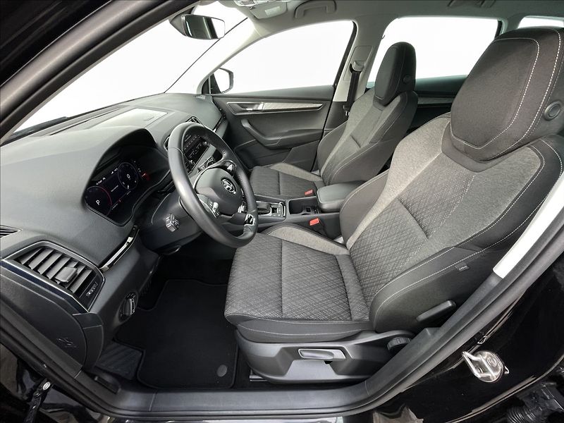 Škoda Karoq 2,0 TDI DSG Style Plus NAVI - fotka 4 z 25