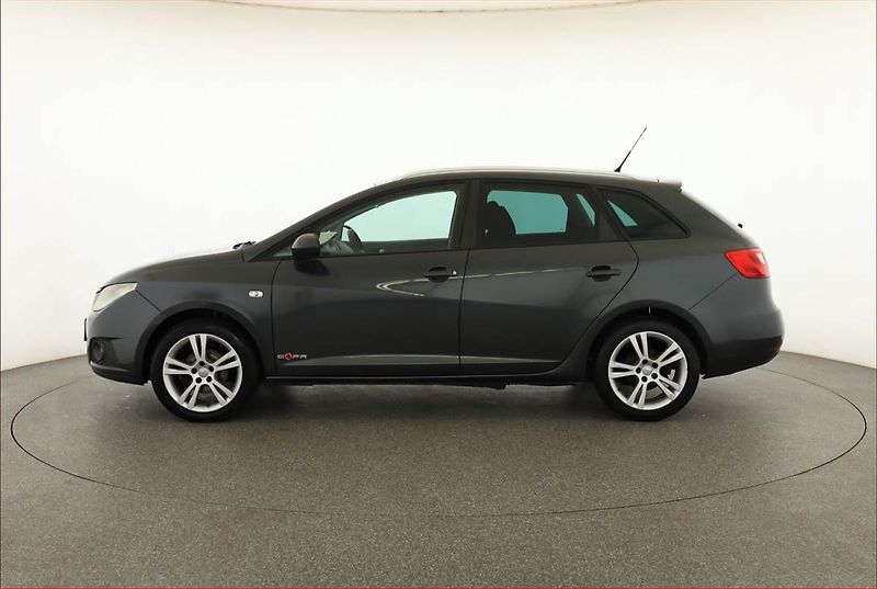 Seat Ibiza (2011) 1.4 16V, nová STK, Tažné - fotka 3 z 13