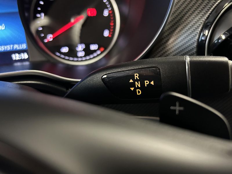 Mercedes-Benz Třídy V (2021) 300d AMG L 4Matic LED 360° NAV - fotka 19 z 31