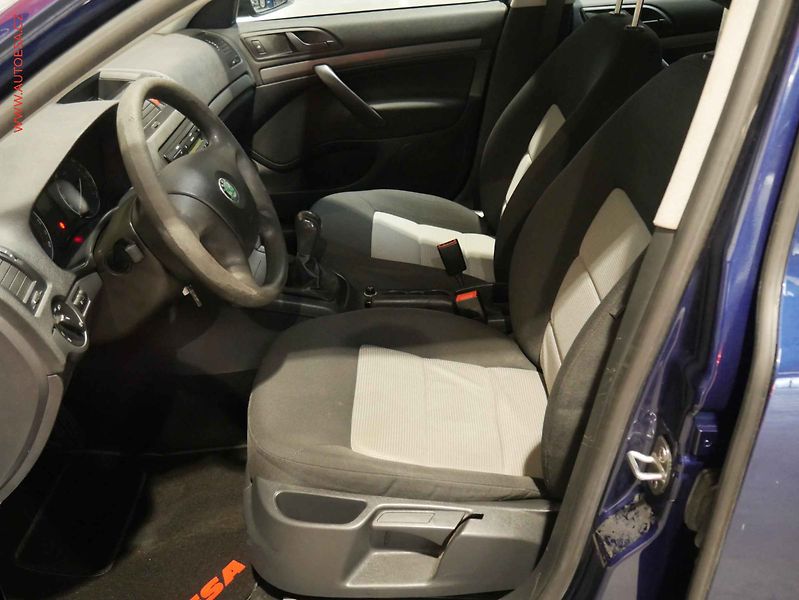 Škoda Octavia (2008) 1.9 TDi, Klima - fotka 9 z 14