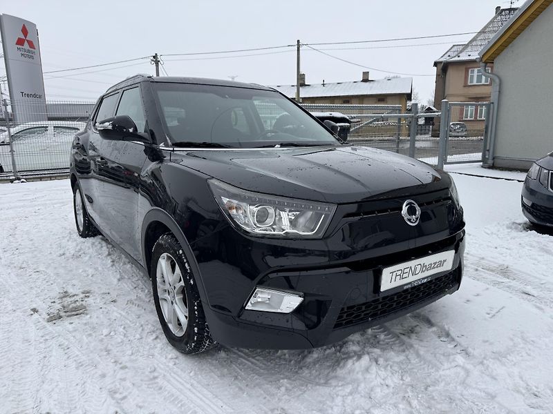 SsangYong Tivoli 1,6i 4x4 Automat - fotka 2 z 16