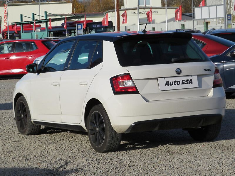 Škoda Fabia (2017) 1.4TDi, AC, temp - fotka 6 z 27