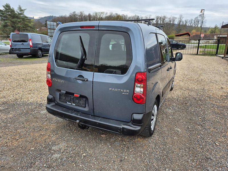 Peugeot Partner (2009) 1.6Hdi 3místa - fotka 9 z 22