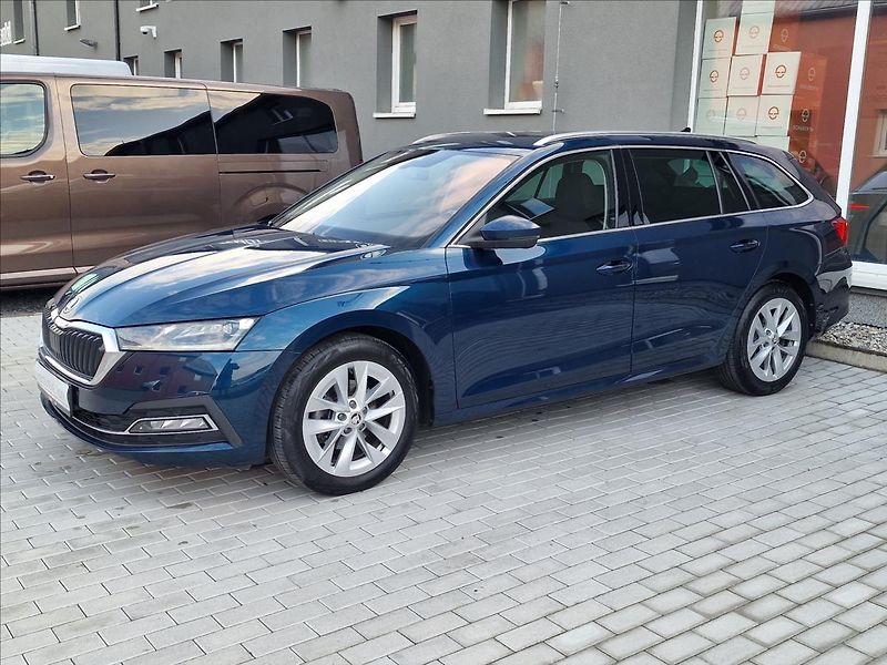Škoda Octavia 2.0TDI 110kW Style Combi,1Maj - fotka 6 z 50