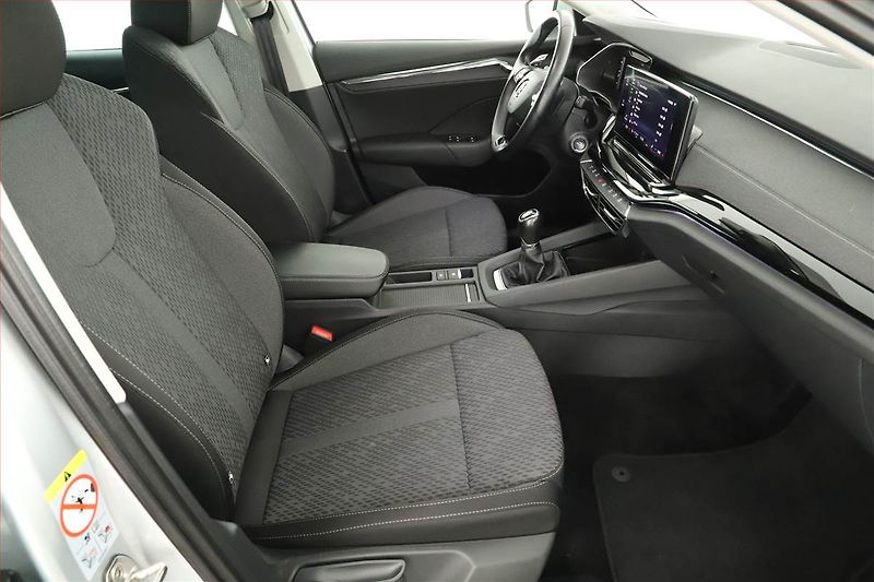 Škoda Octavia (2021) Style 2.0 TDI, ČR,1.maj - fotka 7 z 16