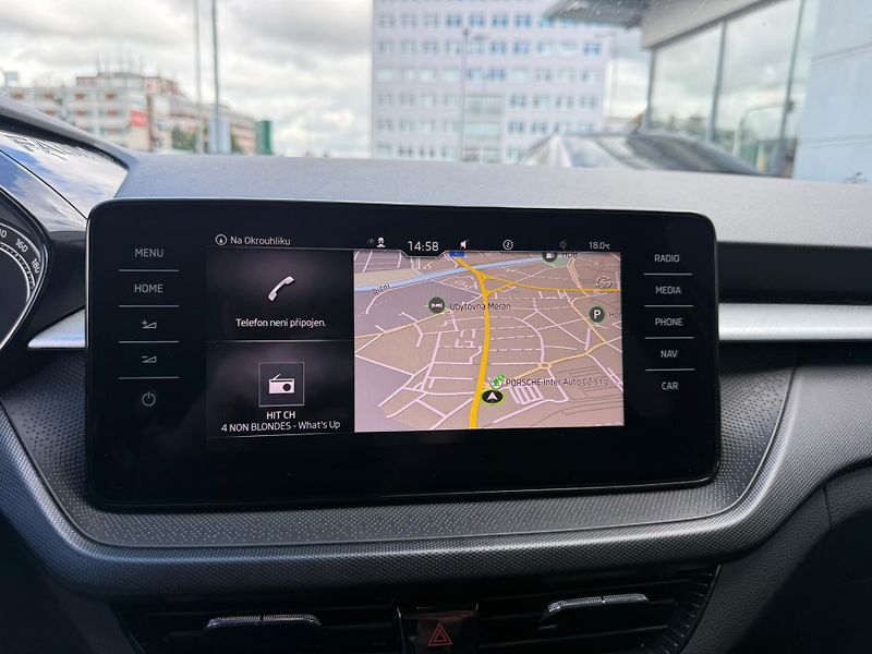 Škoda Fabia Ambition 1.0 TSI 81kw DSG - fotka 16 z 25