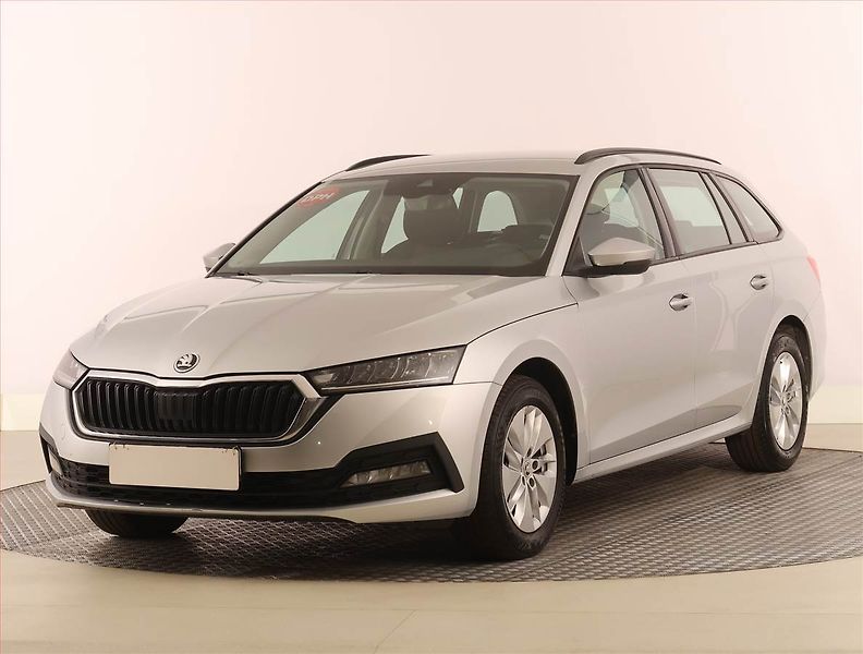Škoda Octavia (2023) Ambition 2.0 TDI, ČR,1.maj - fotka 2 z 24
