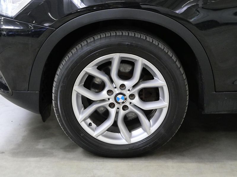 BMW X3 - fotka 10 z 26