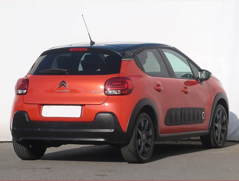Citroën C3 (2018) Shine 1.2 PureTech, Serv.kniha - fotka 5 z 19