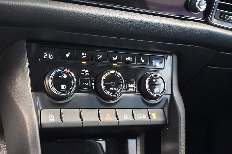 Škoda Kodiaq (2023) 2.0 LED DSG VIRTUAL ACC Kamera - fotka 21 z 30