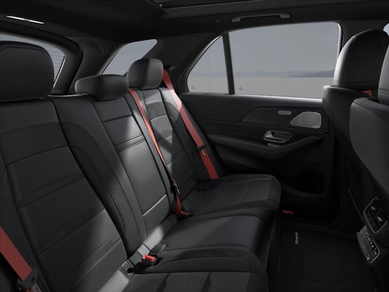 Mercedes-Benz GLE (2025) 3,0 Mercedes-AMG 53 4MATIC+ - fotka 8 z 9