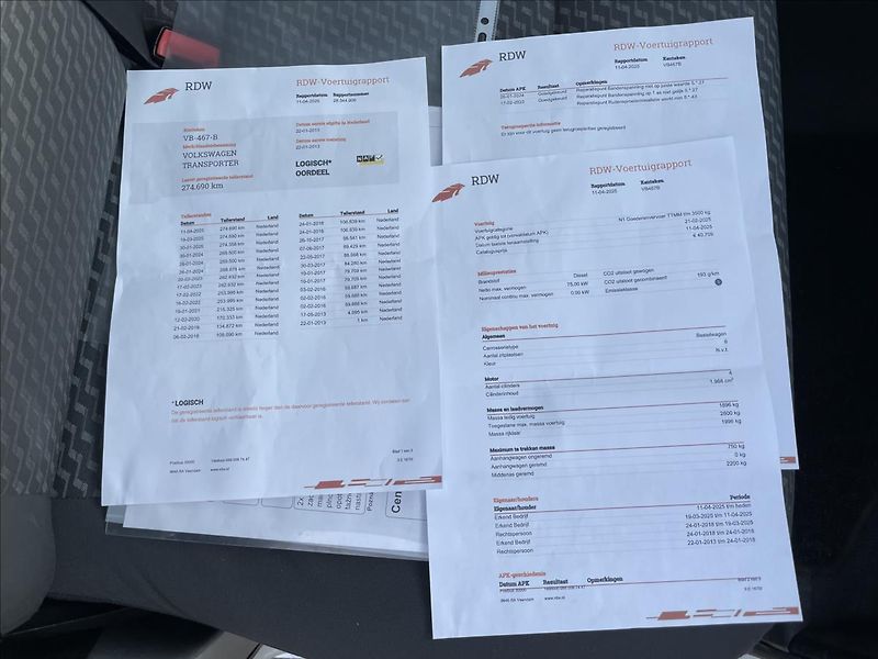 Volkswagen Transporter 2,0 TDi 75kw 6míst Tažné Klima - fotka 22 z 40