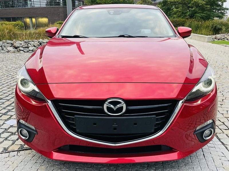 Mazda 3 2.0i MANUÁL SENZORY HEADUP LED - fotka 7 z 43