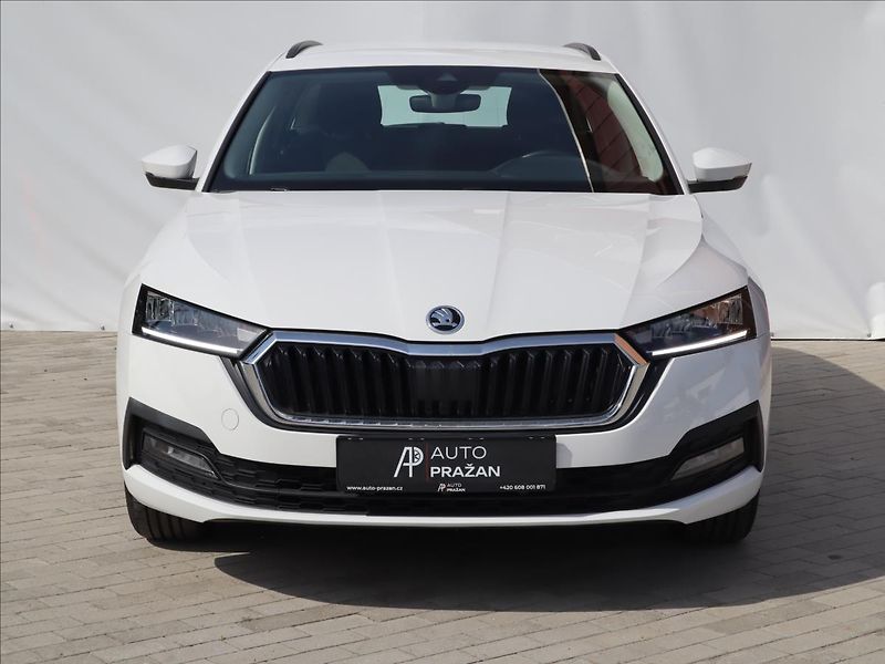 Škoda Octavia 1,5 TSi 110kW Selection ParkPi - fotka 2 z 38