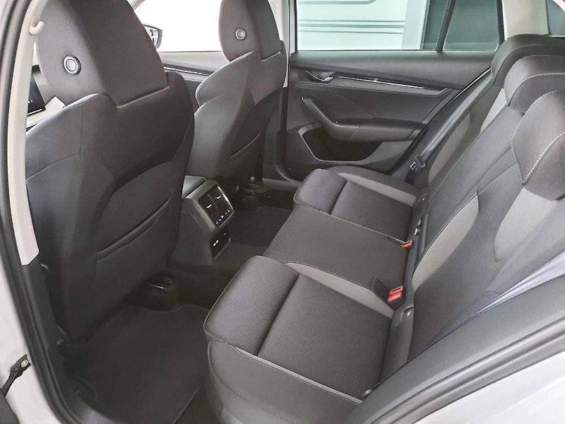 Škoda Octavia (2023) Combi 2.0 TDI (110kW/150k) DSG - fotka 8 z 30