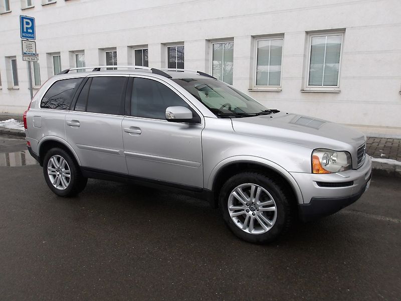 Volvo XC90 2,4D 2xPNEU ! - fotka 2 z 35