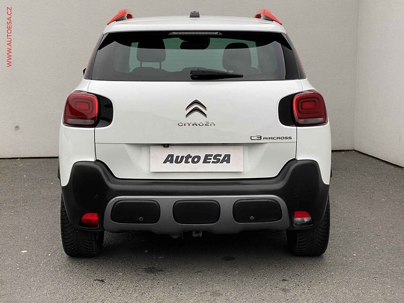 Citroën C3 Aircross (2018) 1.2 PT, Shine, navi, kamera - fotka 5 z 18
